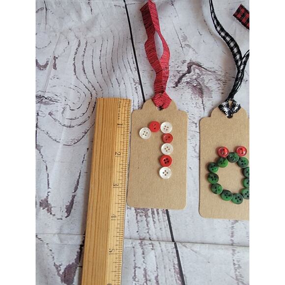 Handmade Button Candy Cane Wreath Gift Tags Hangtags Set Of 4 - Picture 4 of 5